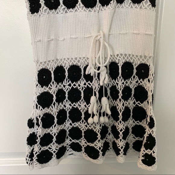 Knitted Tunic Dress Black and White - Picture 6 of 6